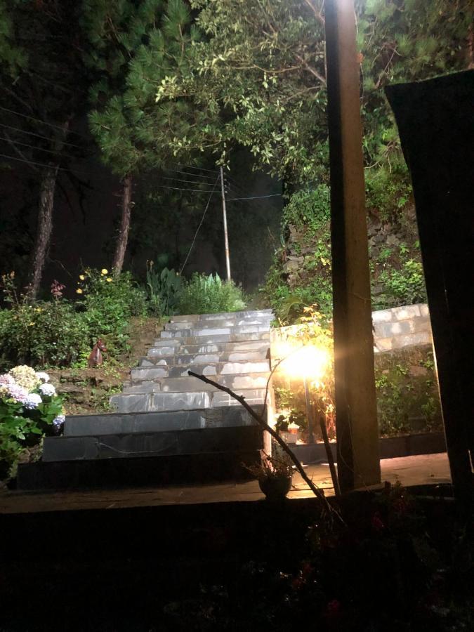 Bed and Breakfast The Westberry 50Mtrs Offroading And 50 Mtrs Nature Path Шімла Екстер'єр фото